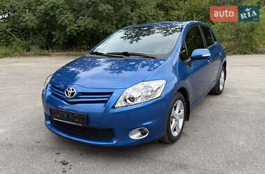 Хетчбек Toyota Auris 2011 в П'ятихатках