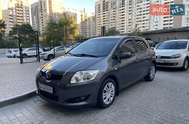 Хэтчбек Toyota Auris 2008 в Одессе