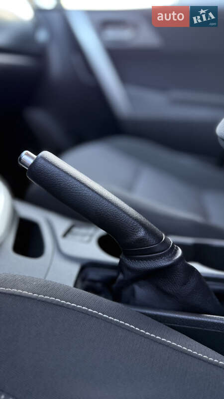 Хетчбек Toyota Auris 2014 в Василькові