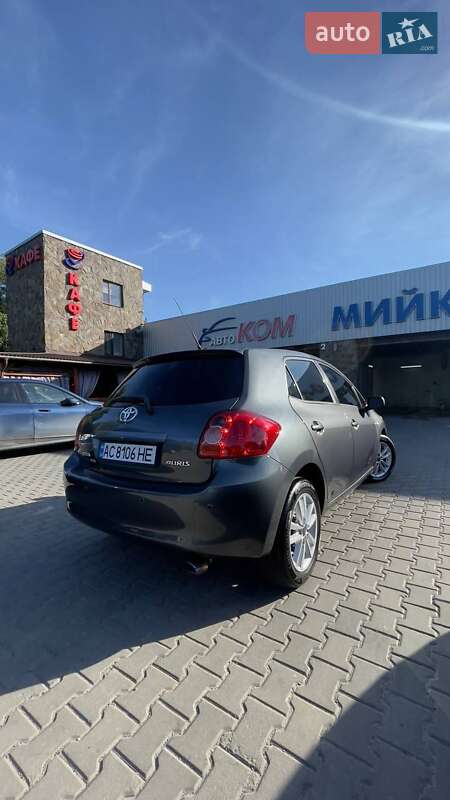 Хетчбек Toyota Auris 2008 в Луцьку
