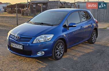 Хетчбек Toyota Auris 2010 в Одесі