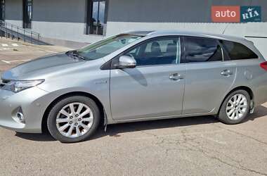 Универсал Toyota Auris 2013 в 