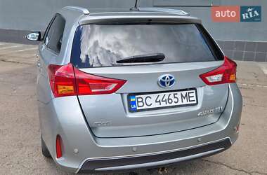 Универсал Toyota Auris 2013 в 