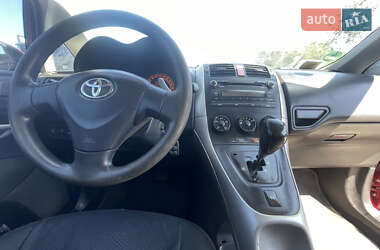 Хетчбек Toyota Auris 2007 в 