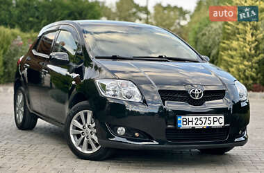 Хэтчбек Toyota Auris 2008 в Одессе