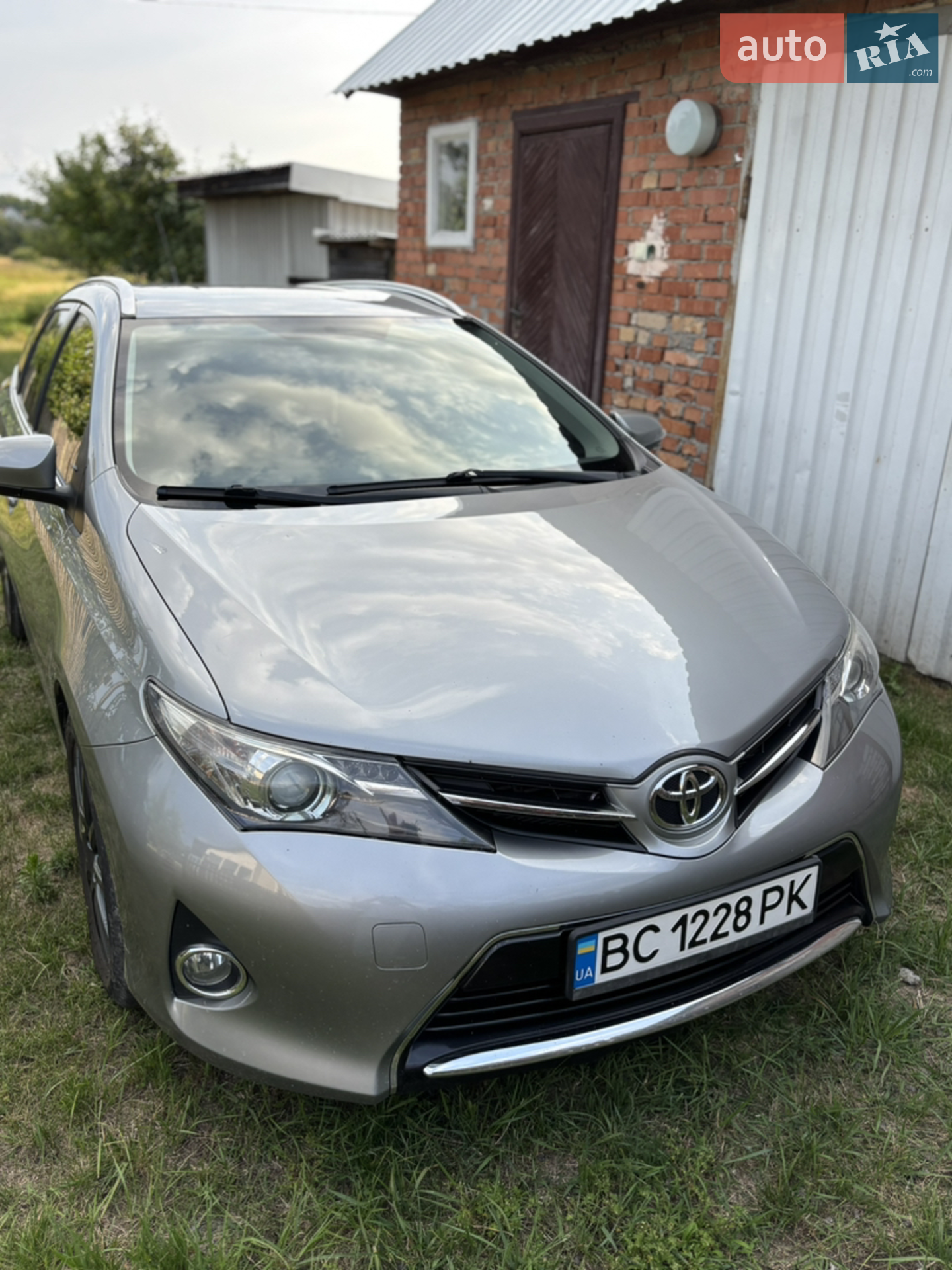 2014 Toyota Auris - мініатюра 2