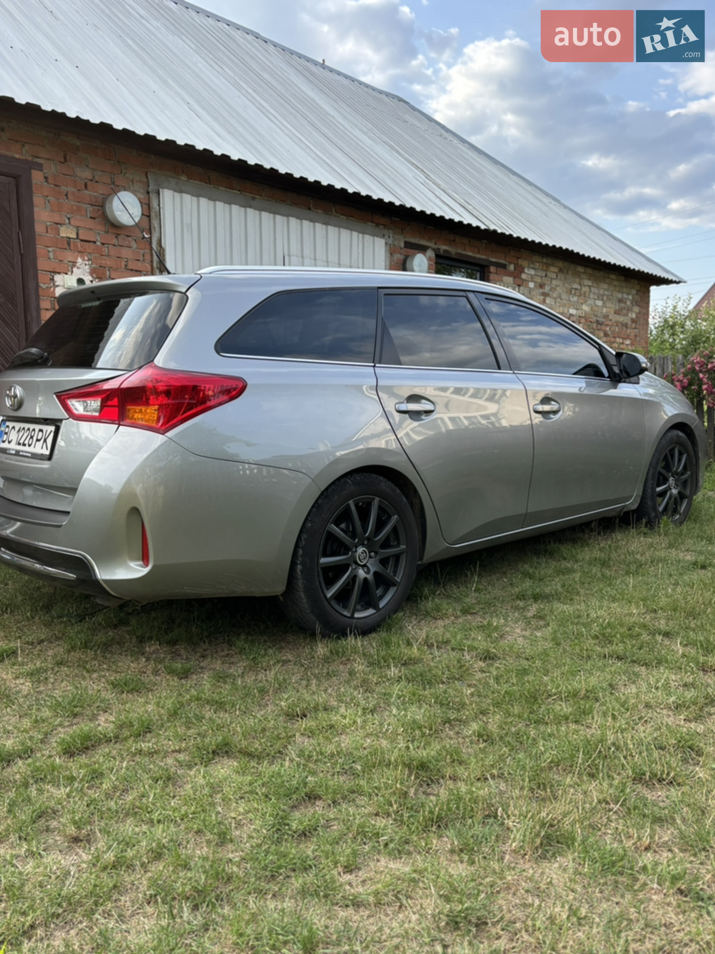2014 Toyota Auris - мініатюра 9