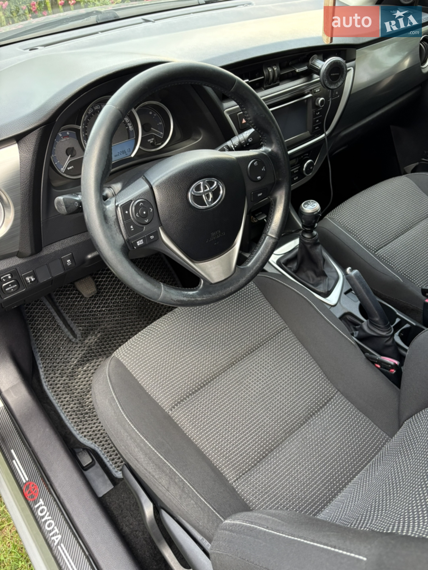 2014 Toyota Auris - мініатюра 12