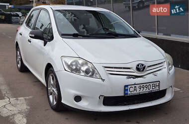 Хетчбек Toyota Auris 2011 в Києві