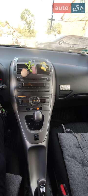 Хэтчбек Toyota Auris 2007 в Городке фото 7 Хэтчбек Toyota Auris 2007 в Городке