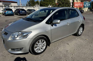 Хэтчбек Toyota Auris 2007 в Львове