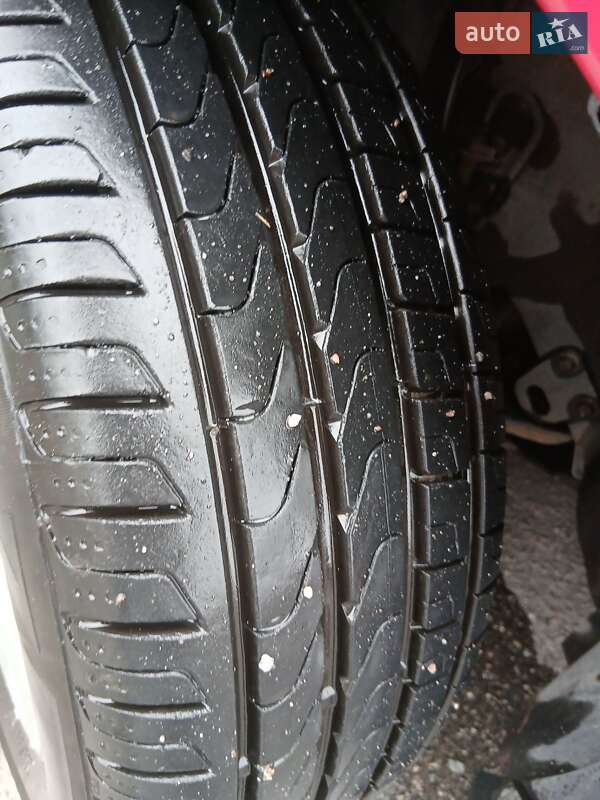 Хэтчбек Toyota Auris 2008 в Запорожье фото 2 Хэтчбек Toyota Auris 2008 в Запорожье