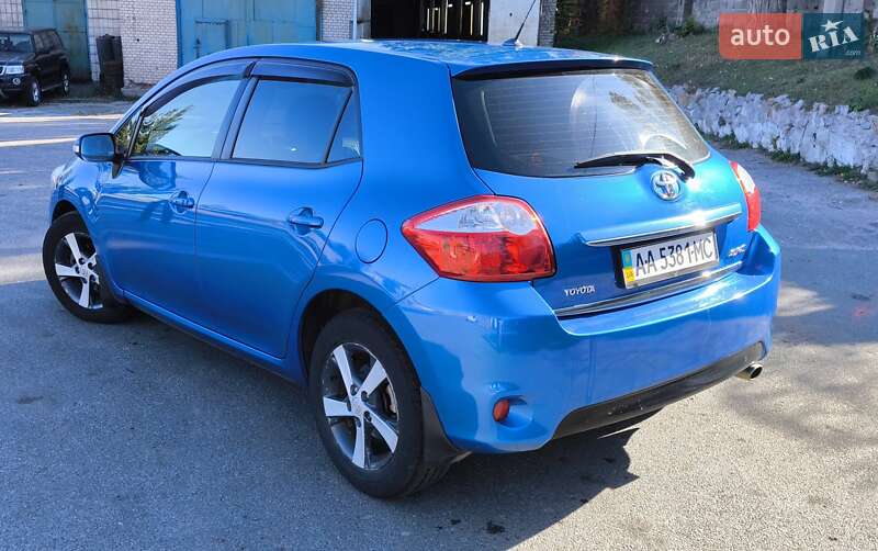Хетчбек Toyota Auris 2011 в Києві фото 3 Хетчбек Toyota Auris 2011 в Києві