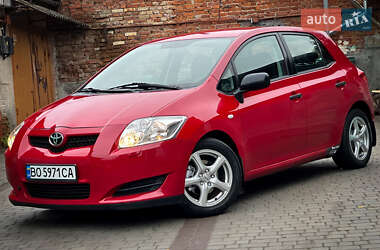 Хэтчбек Toyota Auris 2008 в Хмельницком