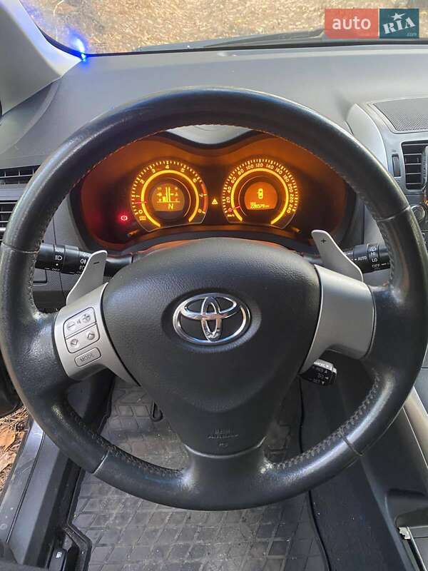 Хэтчбек Toyota Auris 2007 в Богодухове фото 7 Хэтчбек Toyota Auris 2007 в Богодухове