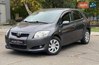 Хэтчбек Toyota Auris 2008 в Николаеве
