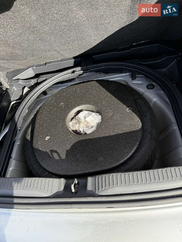 Хэтчбек Toyota Auris 2008 в Киеве