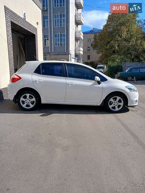Хетчбек Toyota Auris 2012 в Вінниці