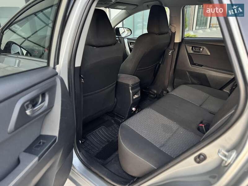 Универсал Toyota Auris 2014 в Тернополе