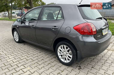 Хэтчбек Toyota Auris 2008 в 