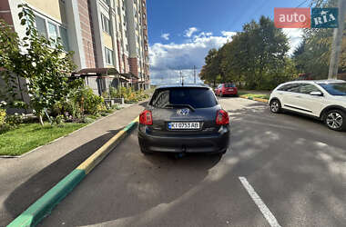 Хэтчбек Toyota Auris 2007 в 