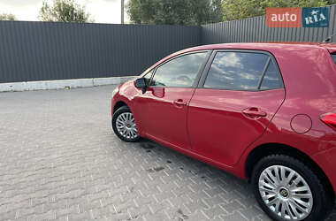 Хетчбек Toyota Auris 2007 в 