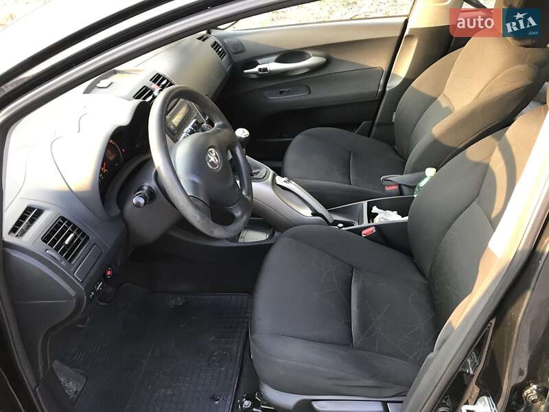 Хетчбек Toyota Auris 2008 в Львові