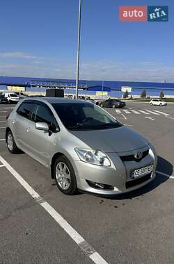 Хэтчбек Toyota Auris 2008 в Виннице