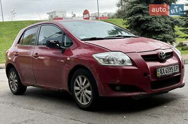 Хэтчбек Toyota Auris 2008 в 