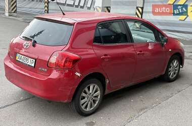 Хэтчбек Toyota Auris 2008 в 