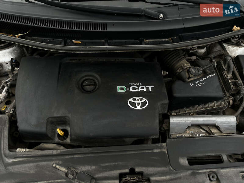 Хэтчбек Toyota Auris 2007 в Белгороде-Днестровском