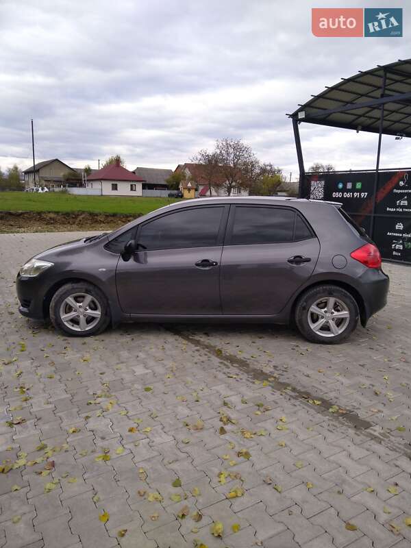 Хэтчбек Toyota Auris 2008 в Черновцах фото 13 Хэтчбек Toyota Auris 2008 в Черновцах