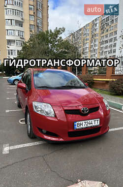 Хэтчбек Toyota Auris 2009 в Одессе