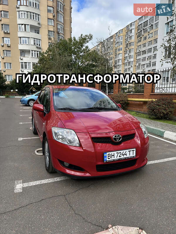 Хэтчбек Toyota Auris 2009 в Одессе