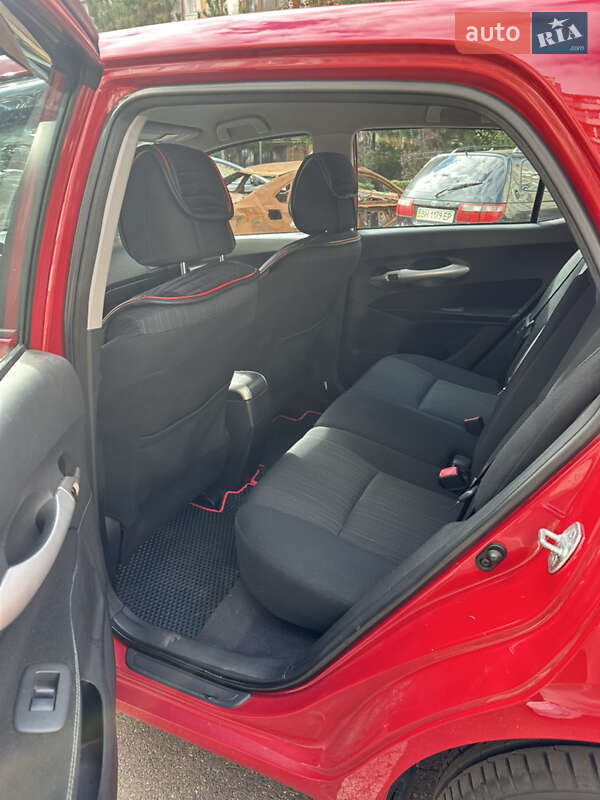Хэтчбек Toyota Auris 2009 в Одессе
