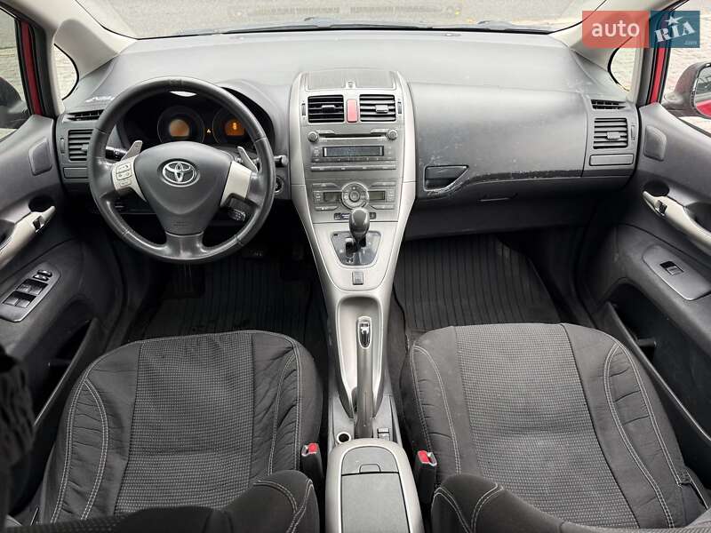 Хетчбек Toyota Auris 2008 в Кам'янському фото 44 Хетчбек Toyota Auris 2008 в Кам'янському
