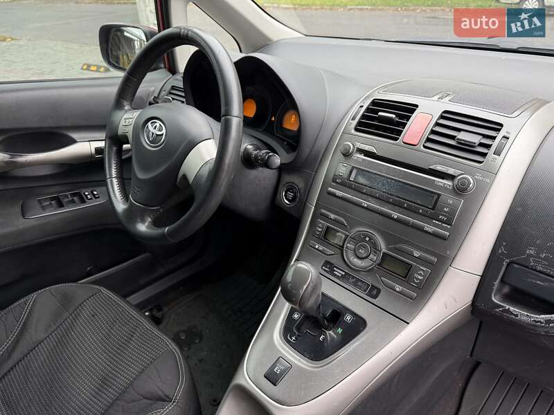 Хетчбек Toyota Auris 2008 в Кам'янському фото 54 Хетчбек Toyota Auris 2008 в Кам'янському