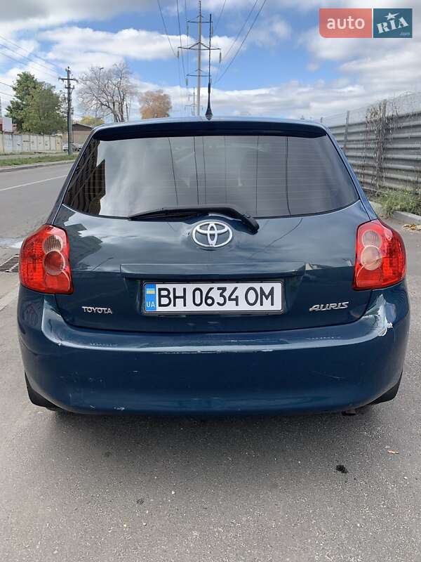 Хэтчбек Toyota Auris 2008 в Одессе