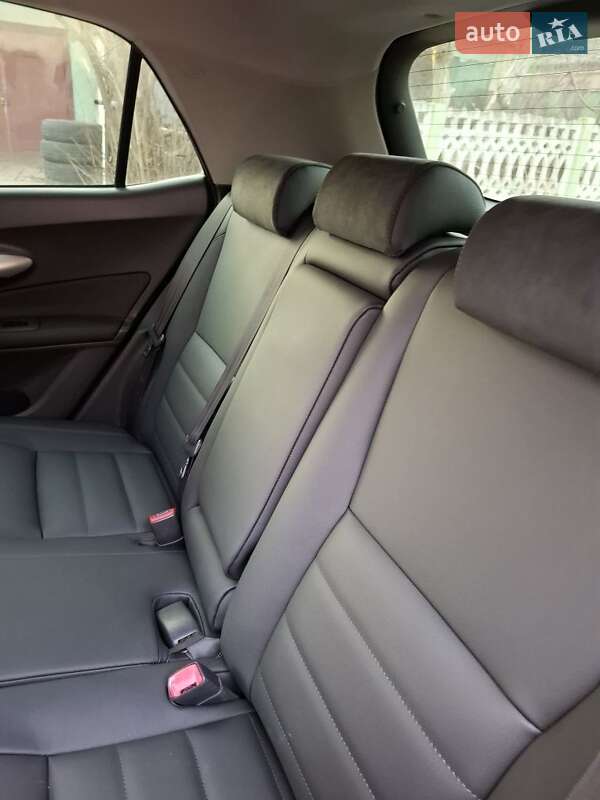 Хэтчбек Toyota Auris 2007 в Одессе