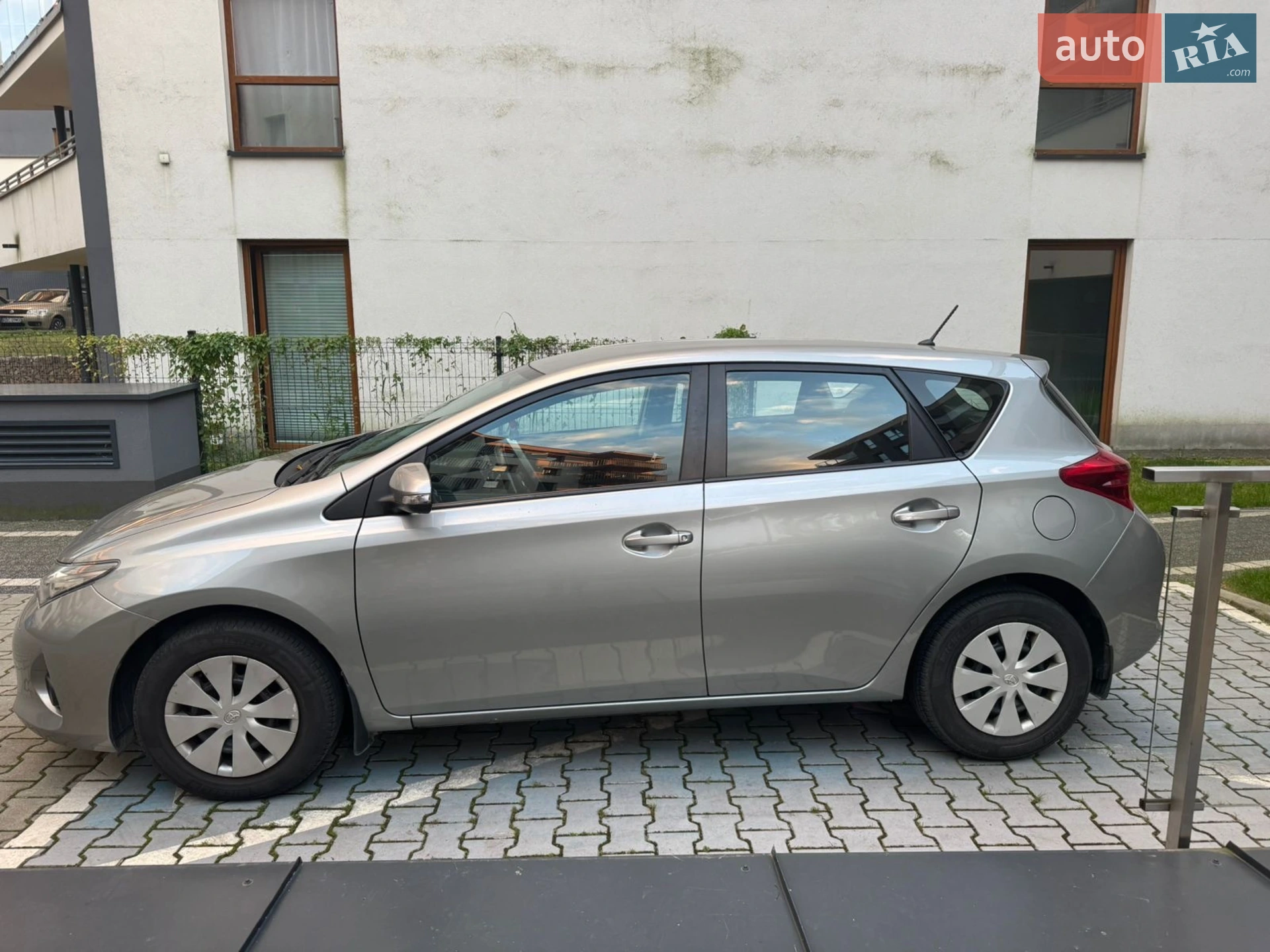 2013 Toyota Auris - мініатюра 5