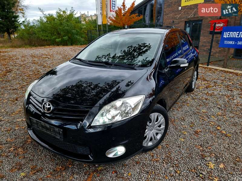 Хэтчбек Toyota Auris 2011 в Виннице фото 2 Хэтчбек Toyota Auris 2011 в Виннице