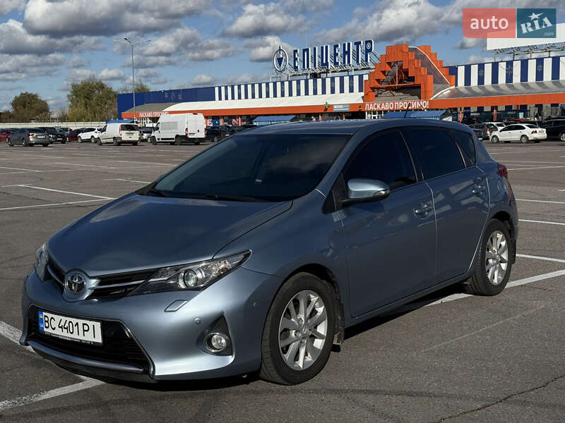 Toyota Auris 2013 Toyota Auris 2013