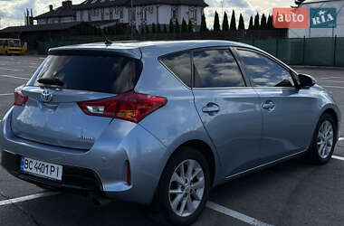 Хэтчбек Toyota Auris 2013 в Львове