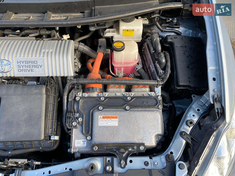 Хэтчбек Toyota Auris 2011 в Ровно фото 3 Хэтчбек Toyota Auris 2011 в Ровно