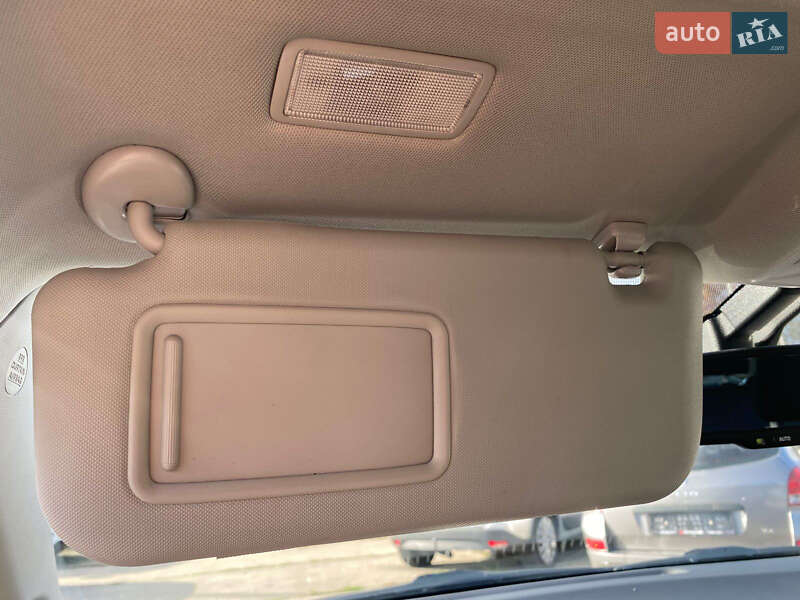 Хэтчбек Toyota Auris 2011 в Ровно фото 56 Хэтчбек Toyota Auris 2011 в Ровно