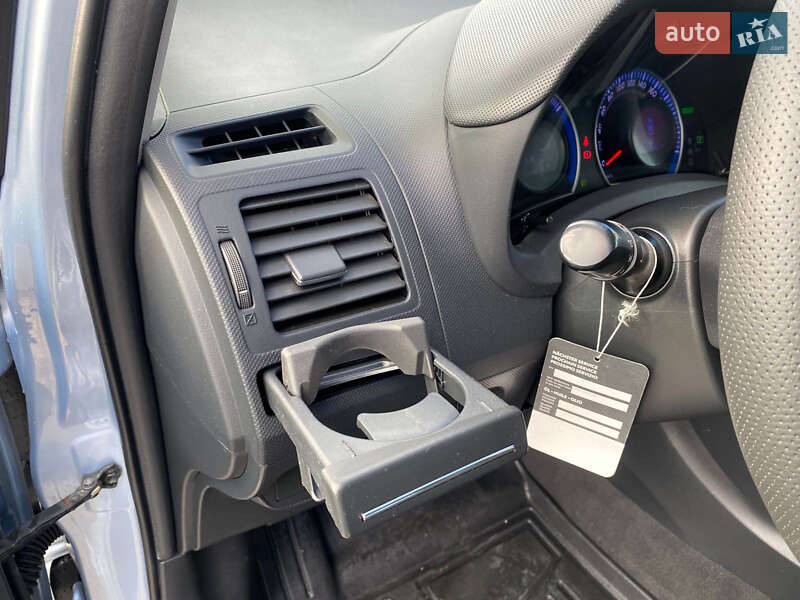 Хэтчбек Toyota Auris 2011 в Ровно фото 68 Хэтчбек Toyota Auris 2011 в Ровно