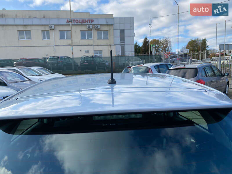 Хэтчбек Toyota Auris 2011 в Ровно фото 93 Хэтчбек Toyota Auris 2011 в Ровно