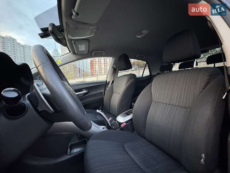 Хэтчбек Toyota Auris 2008 в Киеве фото 26 Хэтчбек Toyota Auris 2008 в Киеве