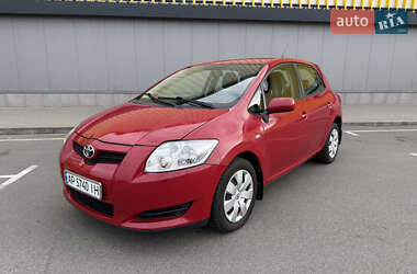 Хэтчбек Toyota Auris 2008 в Киеве
