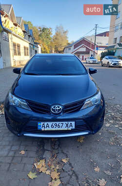 Хетчбек Toyota Auris 2013 в Стрию